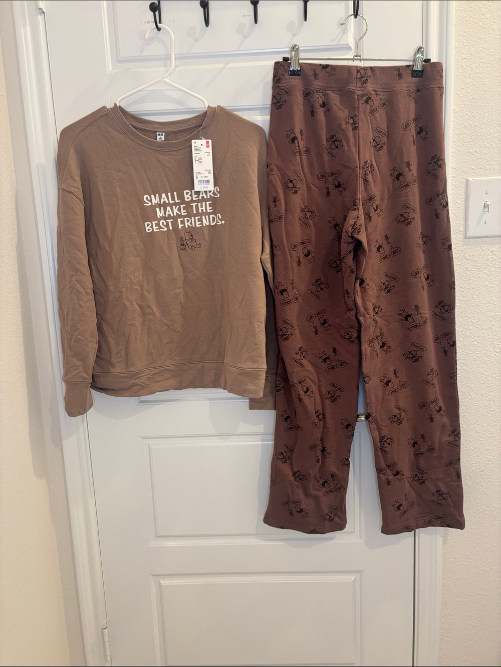 NWT Uniqlo Disney Winnie the Pooh Lounge Set S Brown Pajama Pants Sweatshirt